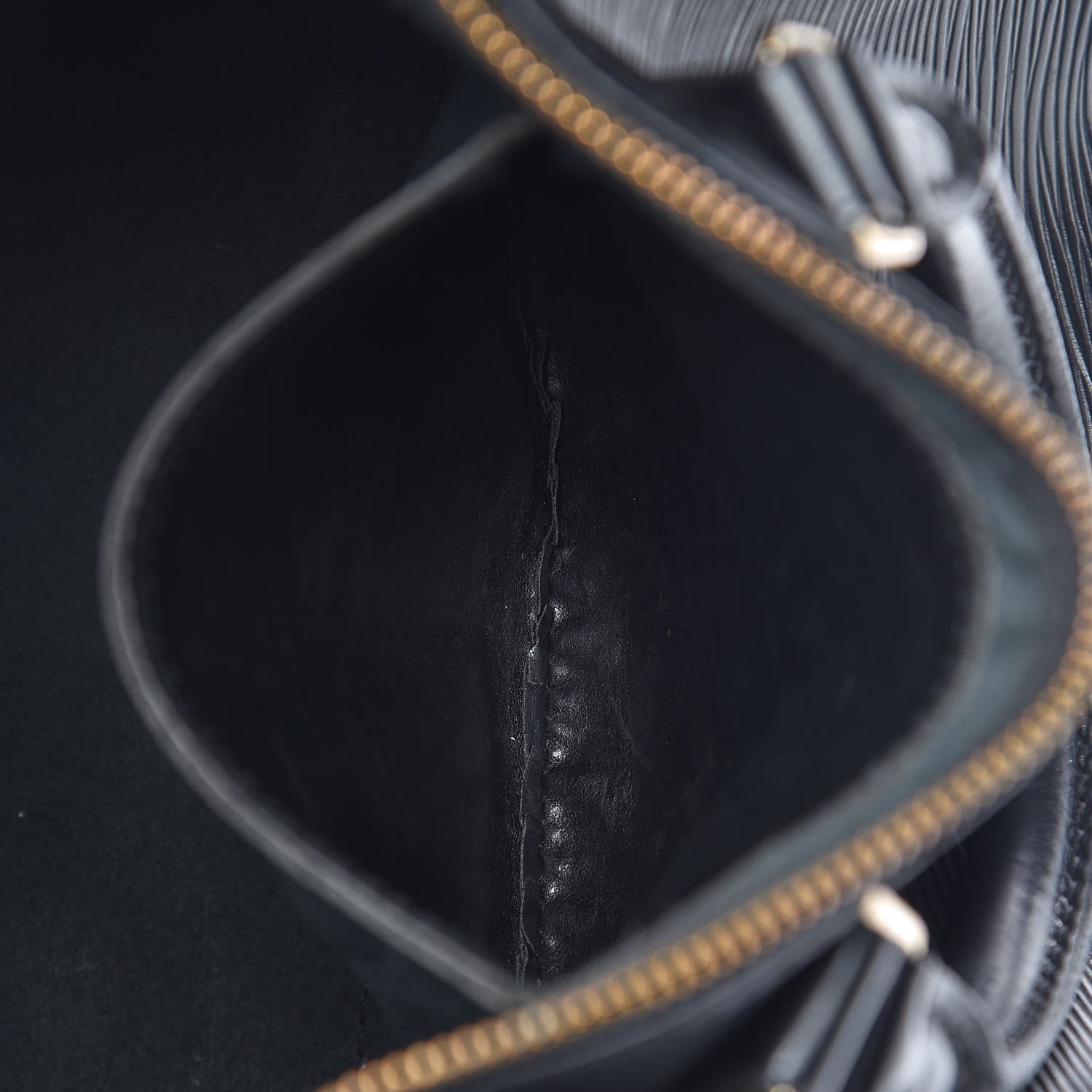 Louis Vuitton Epi Speedy 25 Black 6 of 17