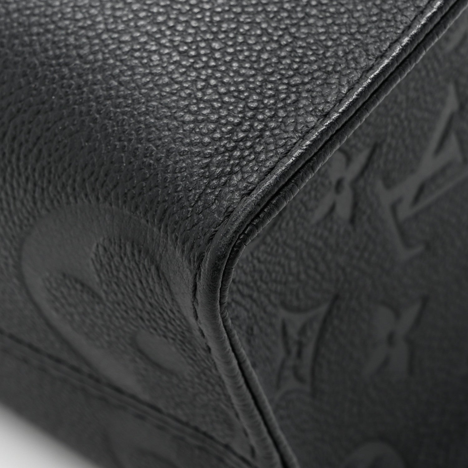 Louis Vuitton Empreinte Monogram Giant Onthego PM Black 12 of 12