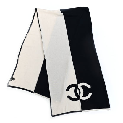 Chanel Cashmere CC Scarf Navy White 2 of 4