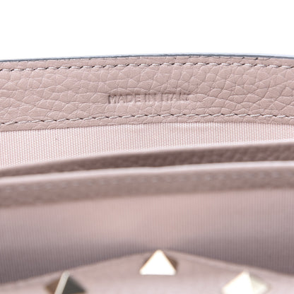 Valentino Garavani Pebbled Calfskin Rockstud Envelope Wallet on Chain Poudre 7 of 12