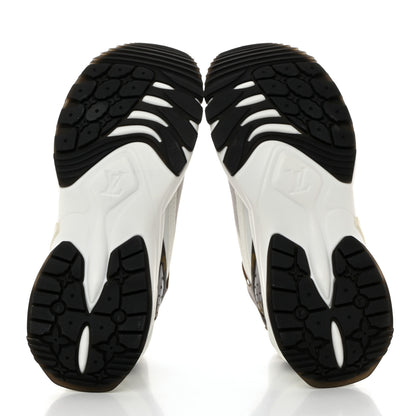 Louis Vuitton Monogram Calfskin Run 55 Sneakers 35.5 White 5 of 9