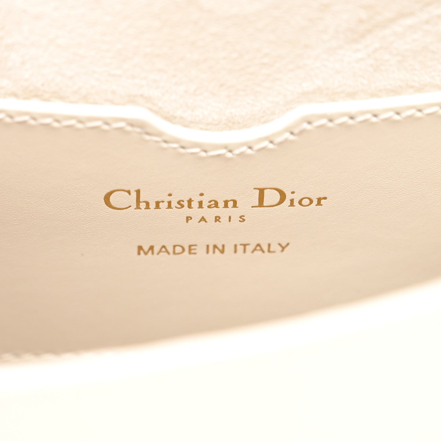 Box Calfskin Medium Bobby Flap Latte