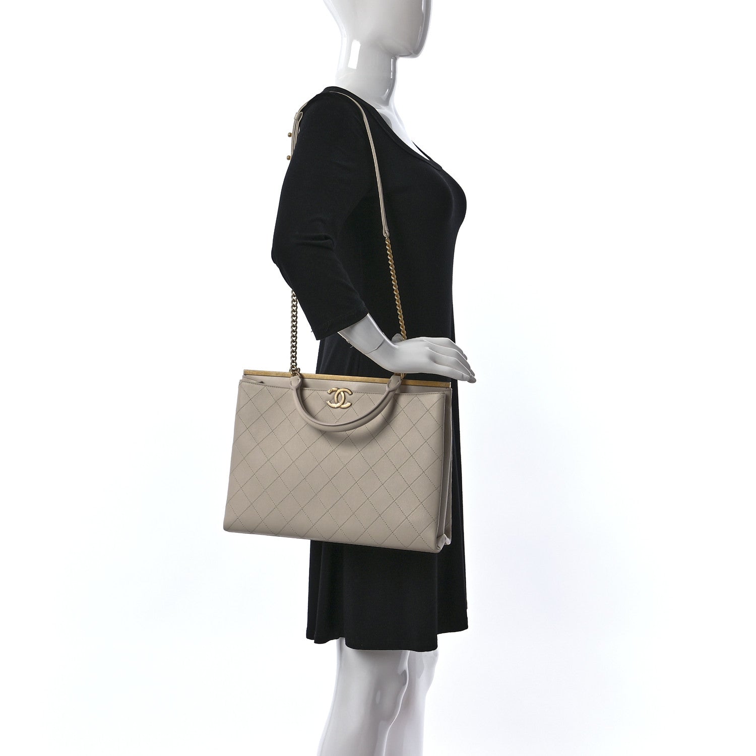 Chanel Lambskin Stitched Large Coco Luxe Tote White 2 of 10