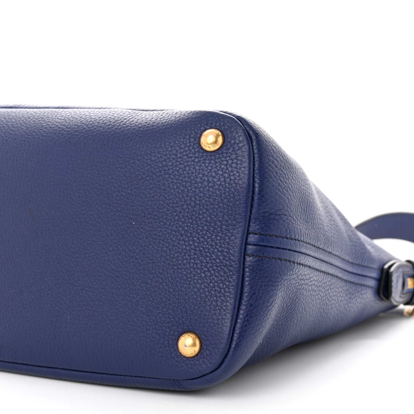 Vitello Daino Hobo Bluette