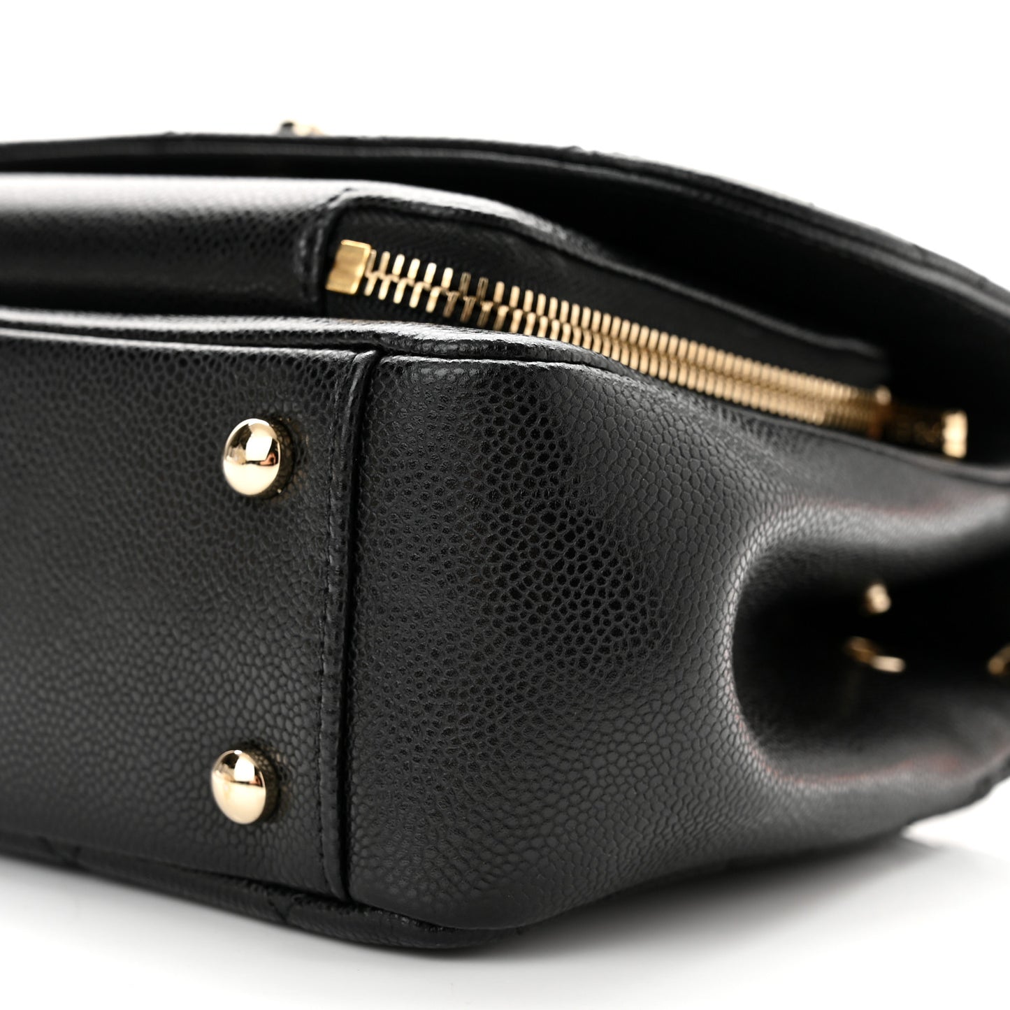 Caviar Quilted Medium Business Affinity Flap Black