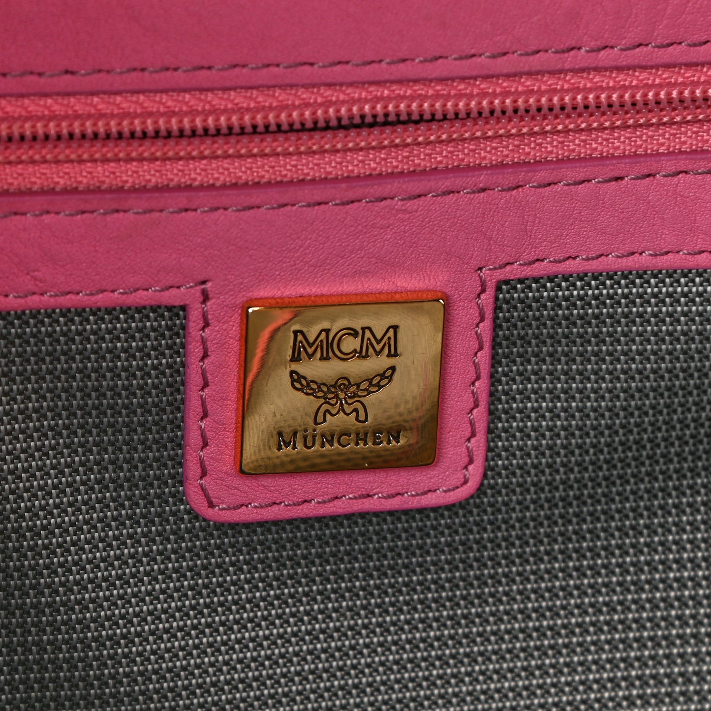 Visetos Medium Side Studs Stark Backpack Pink