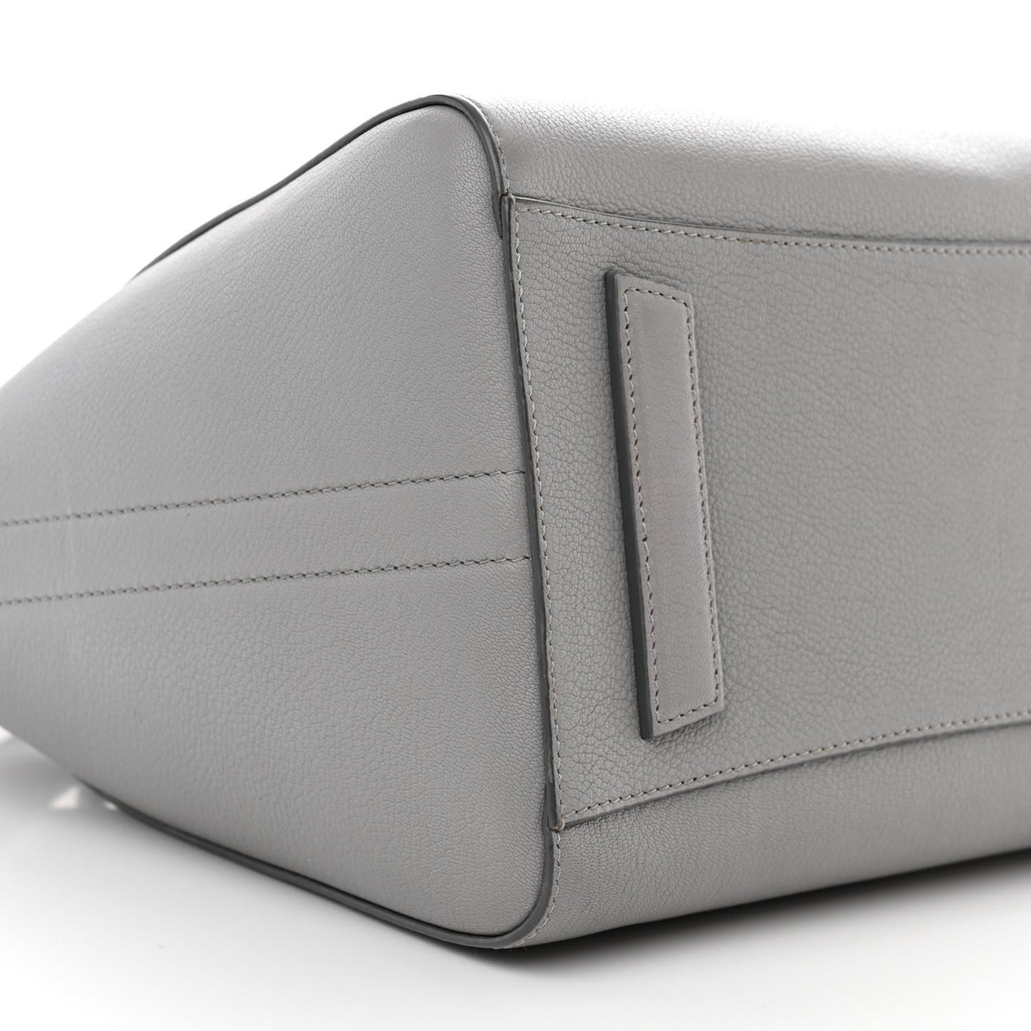 Sugar Goatskin Medium Antigona Pearl Grey