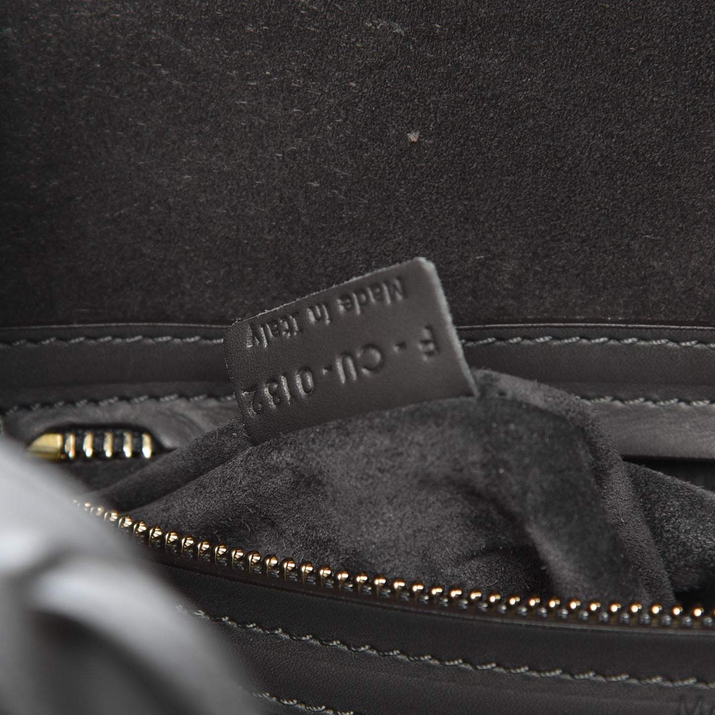 Natural Calfskin Medium Phantom Luggage Grey