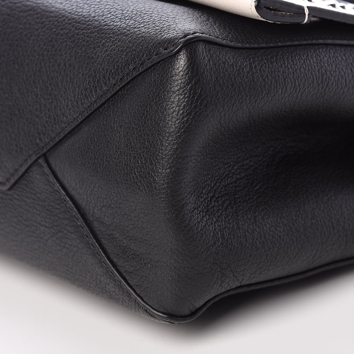 Calfskin Mechanical Flowers Lockme II Black White