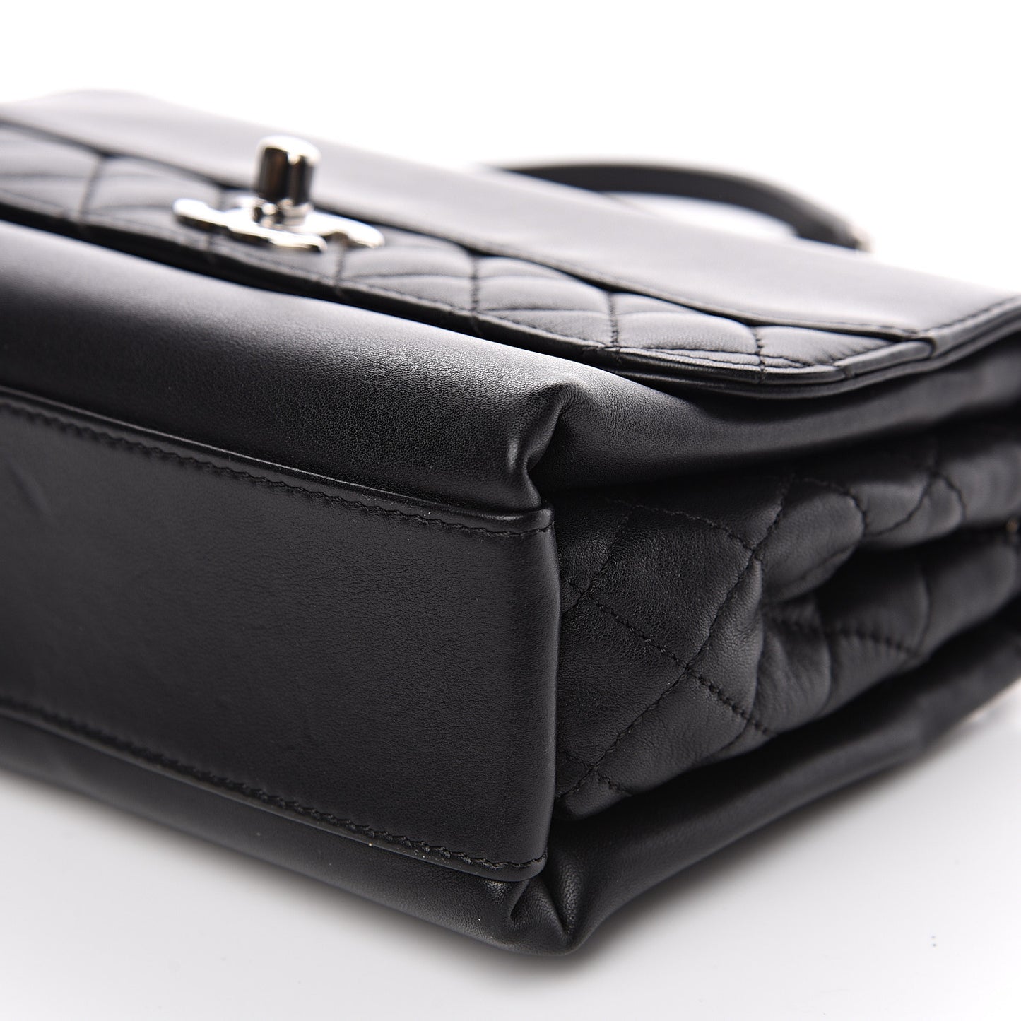 Calfskin Mini Tramezzo Flap Black