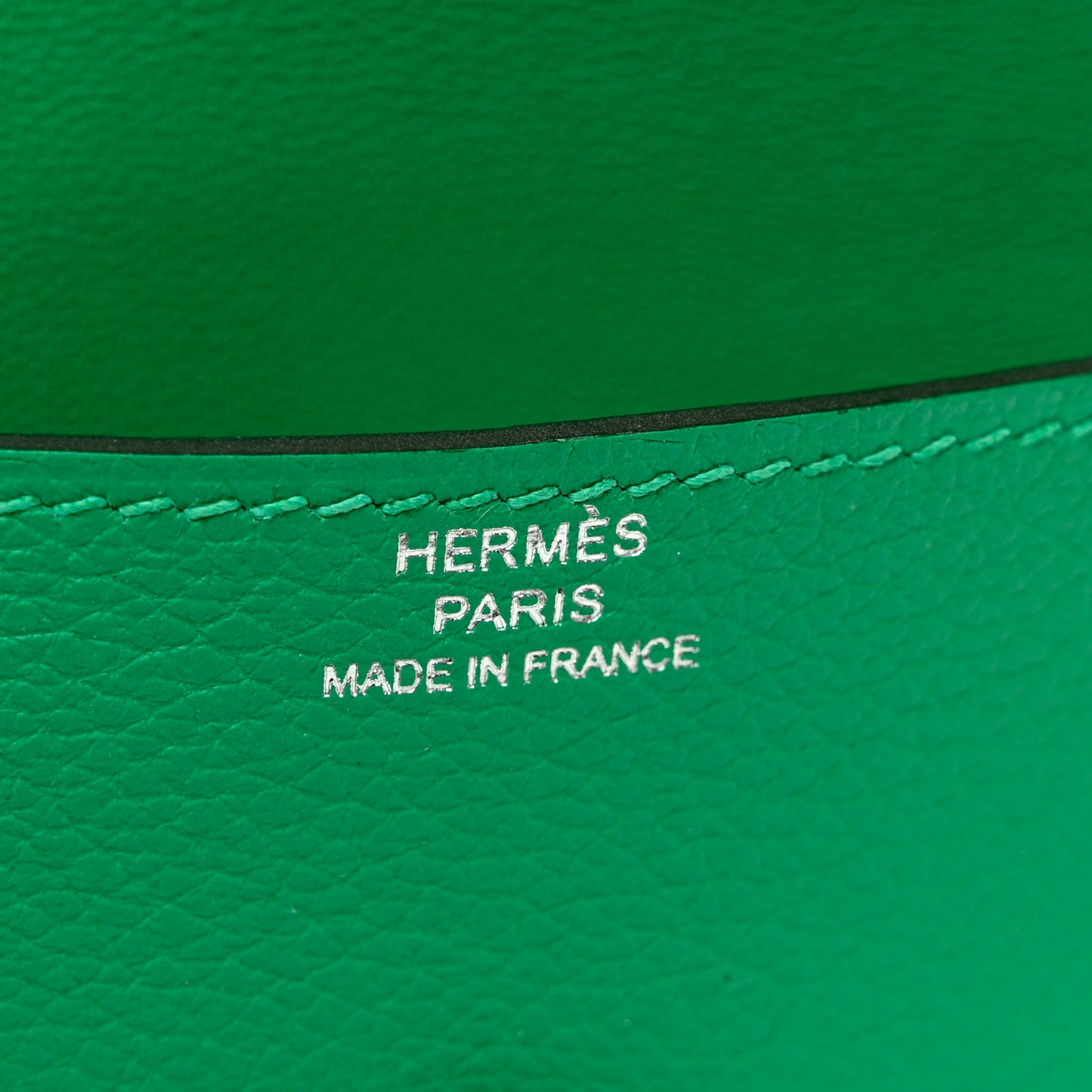 Togo Dogon Card Case Vert Vertigo