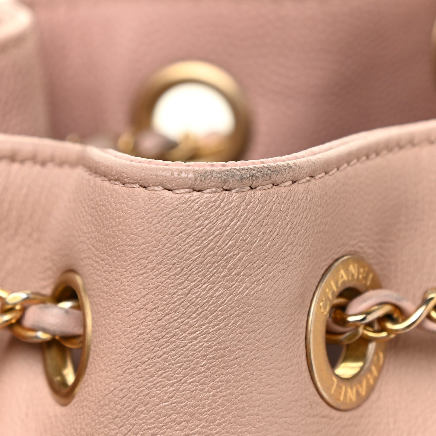 Lambskin Caviar Lovely Chains Drawstring Bag Pink
