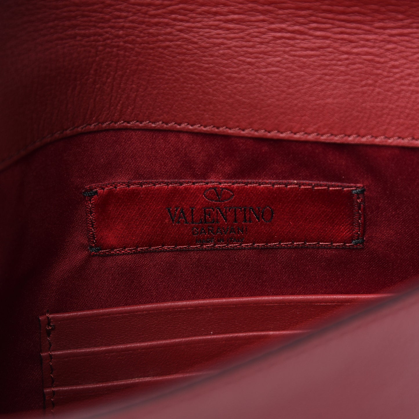 Vitello Large Rockstud Envelope Clutch Rubino