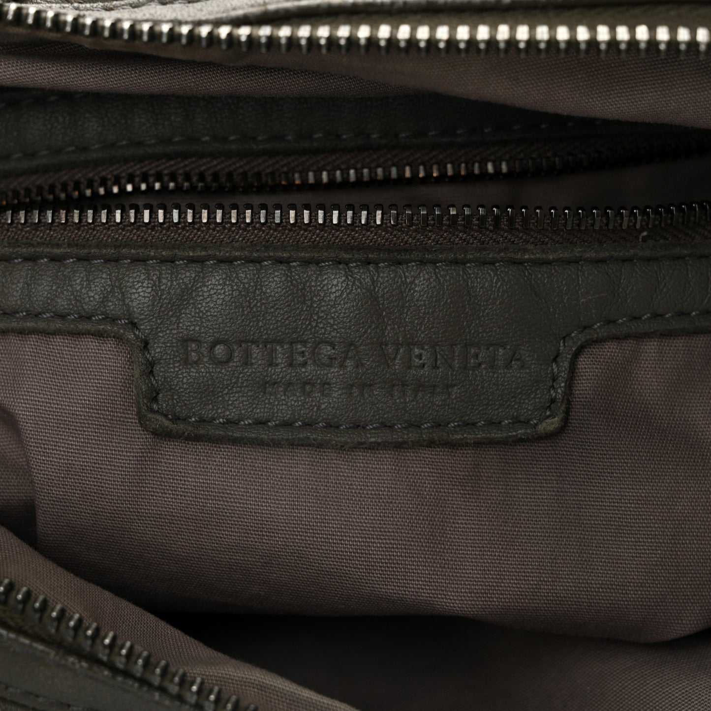 Nappa Intrecciato Hobo Shadow