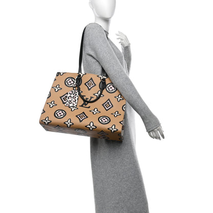 Louis Vuitton Monogram Giant Wild At Heart Onthego GM Arizona 2 of 9