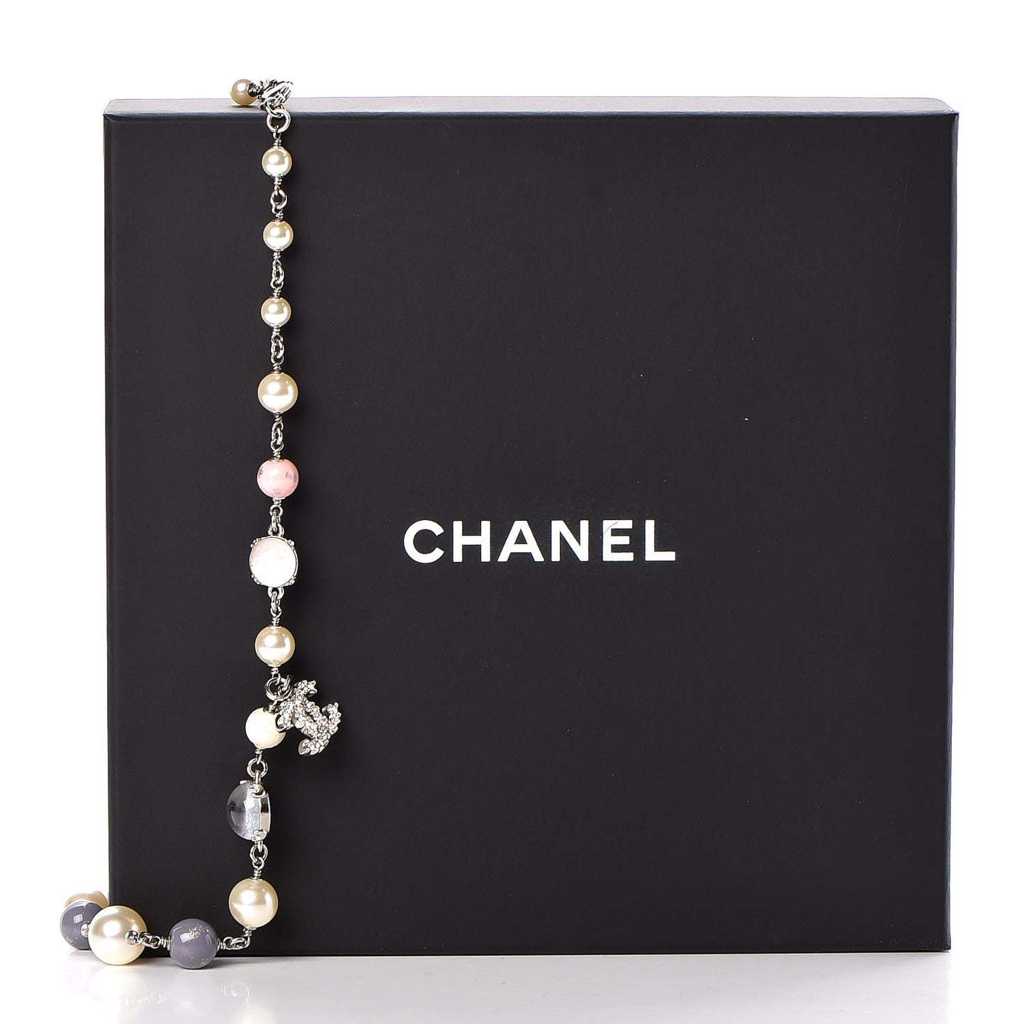 Pearl Bead Crystal CC Short Necklace Pink Grey Silver