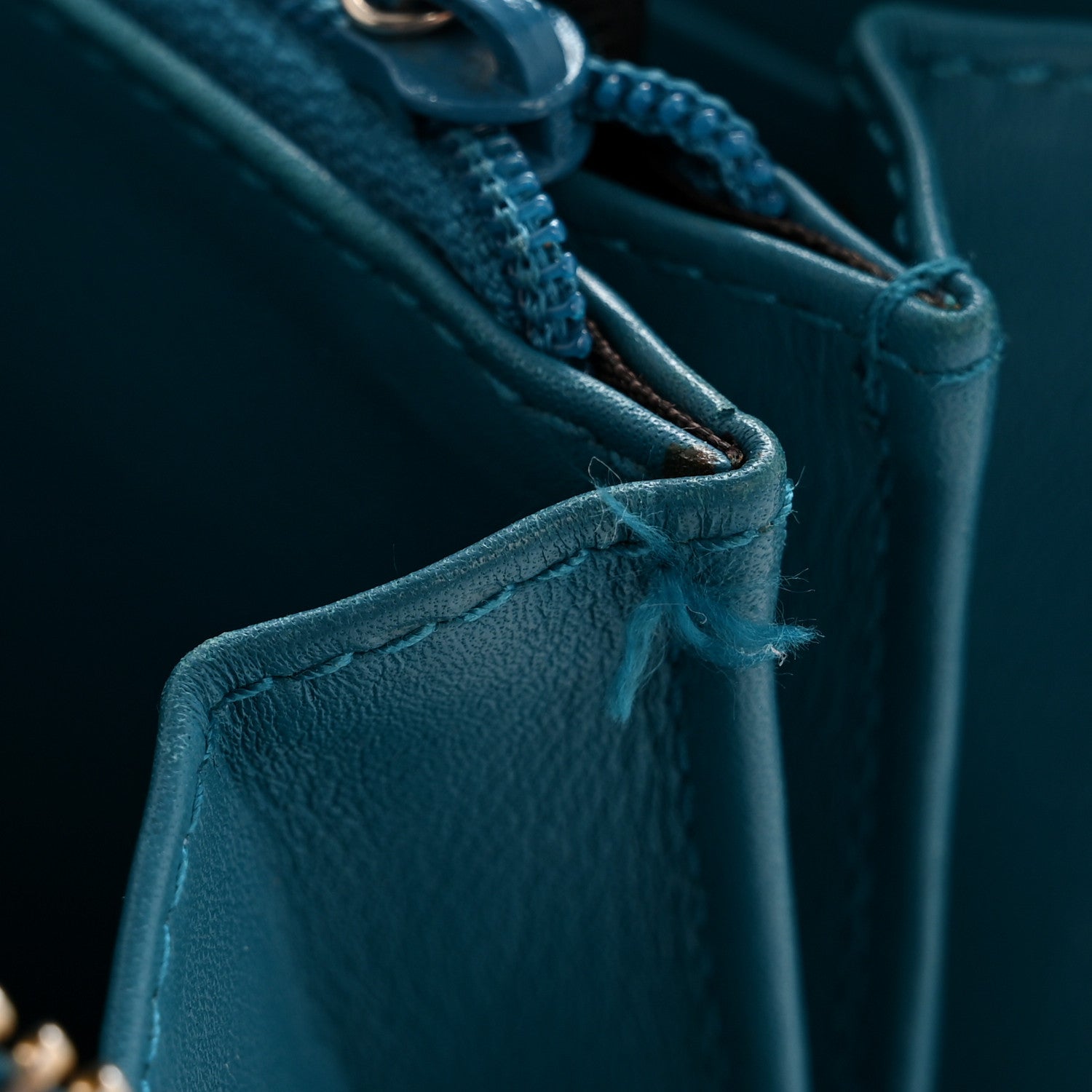 Gucci Microguccissima Zip Around Wallet Deep Cobalt 8 of 11