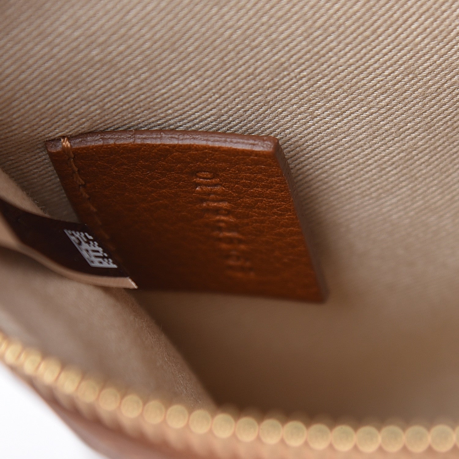 Chloe Smooth Calfskin Medium Vick Tote Caramel 11 of 13