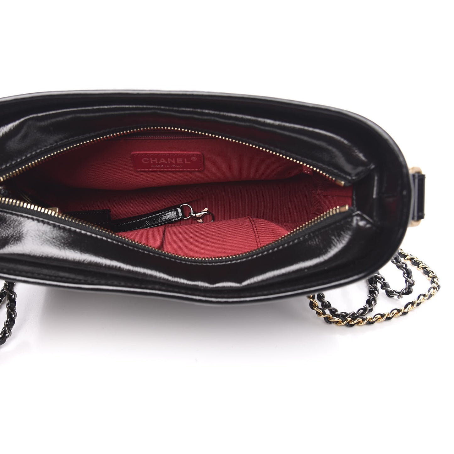Patent Quilted Medium Gabrielle Hobo Black