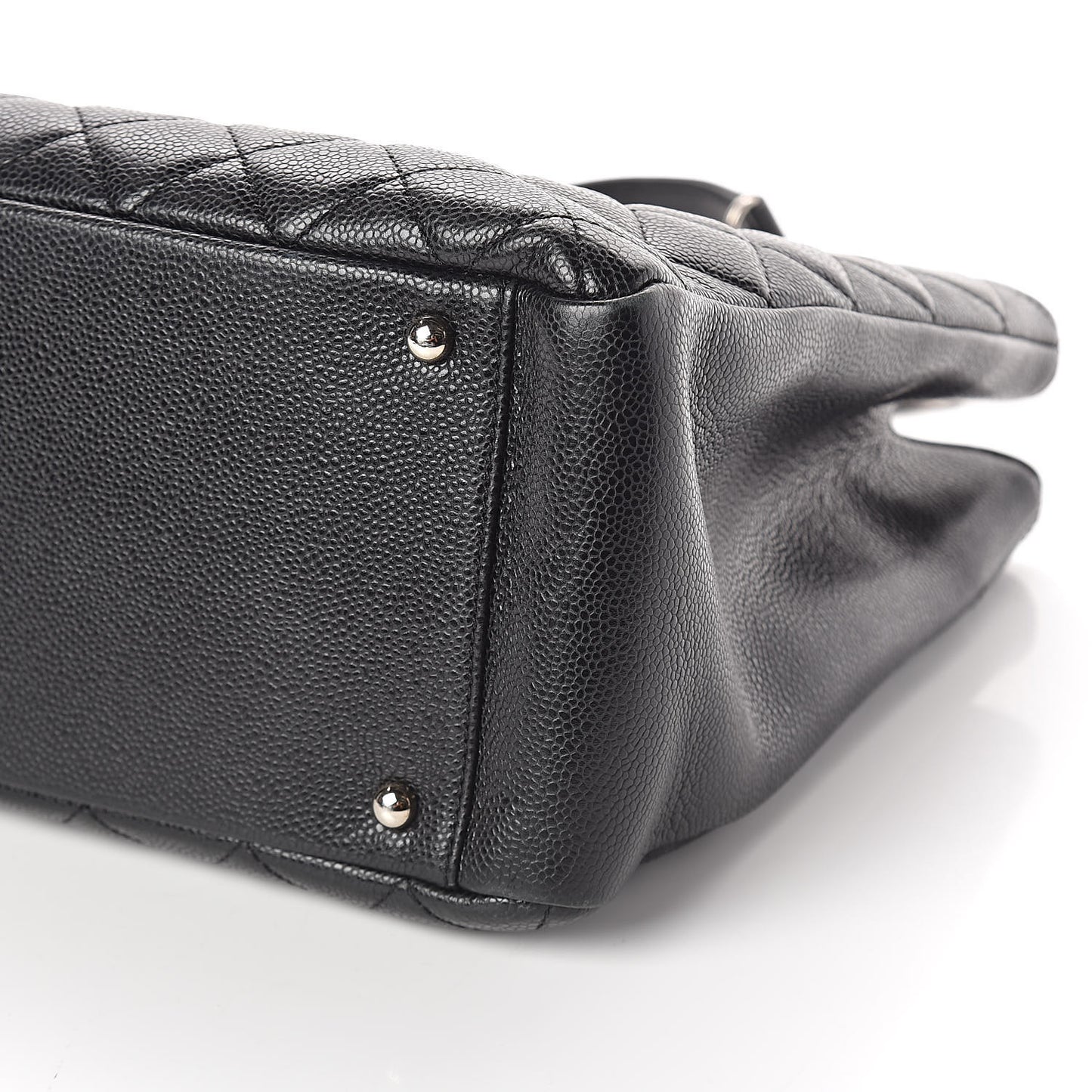 Caviar Quilted XL Grand Shopping Tote GST Black