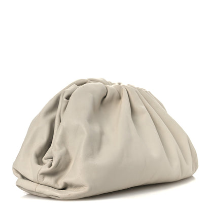 Bottega Veneta Smooth Butter Calf The Pouch Oversized Clutch Plaster 3 of 12