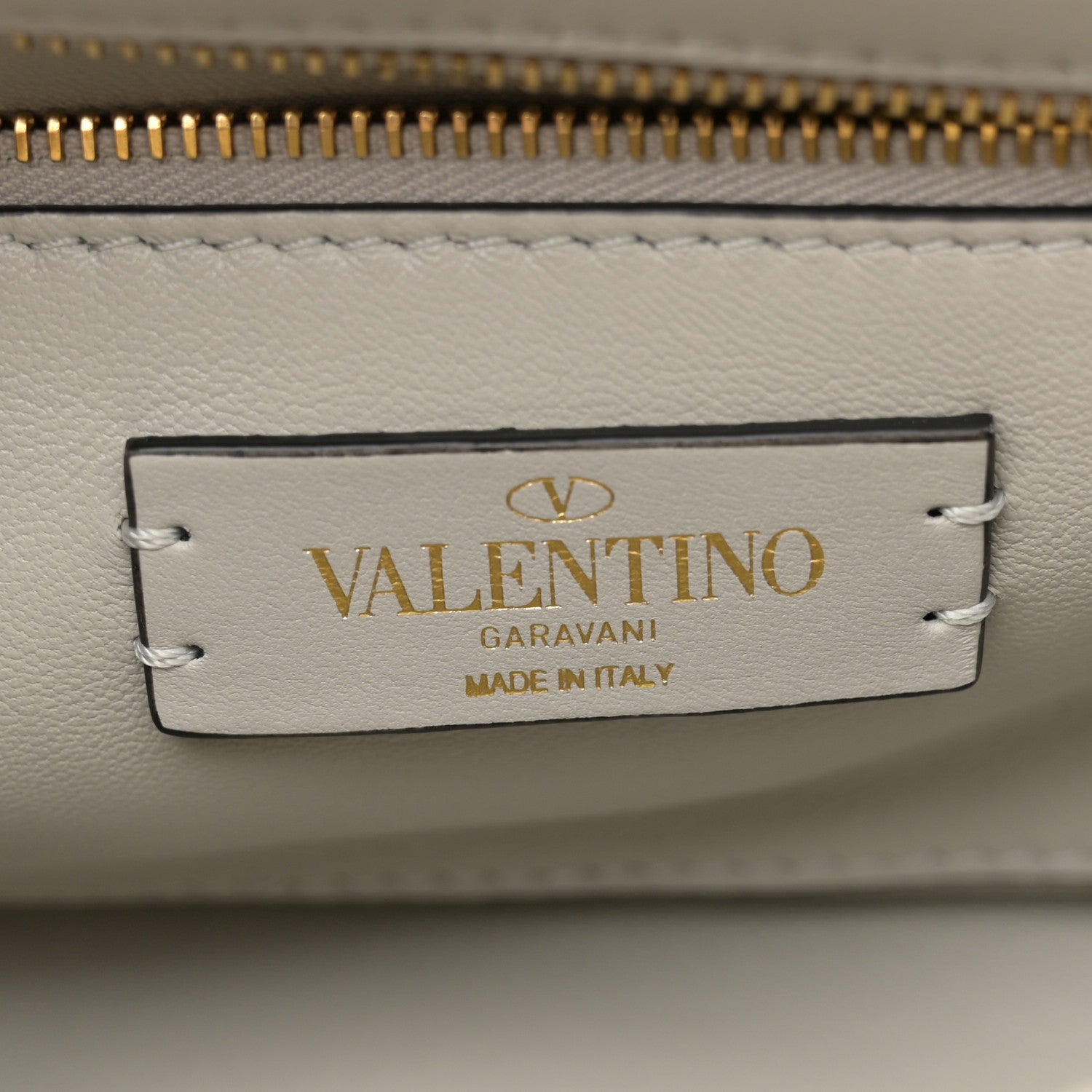 Valentino Garavani Nappa Medium Roman Stud Shoulder Bag Ivory 6 of 10