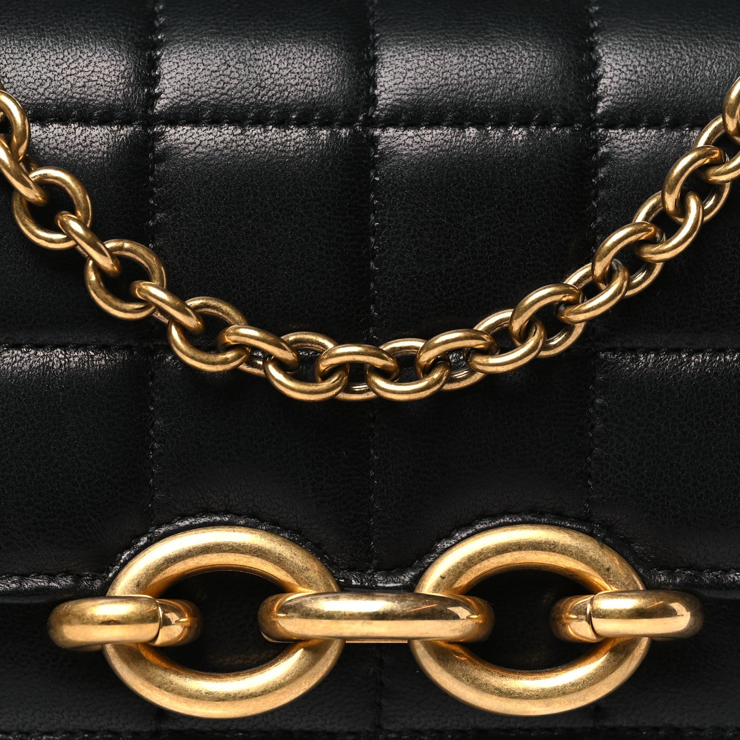 Lambskin Carre Quilted Le Maillon Wallet On Chain Black
