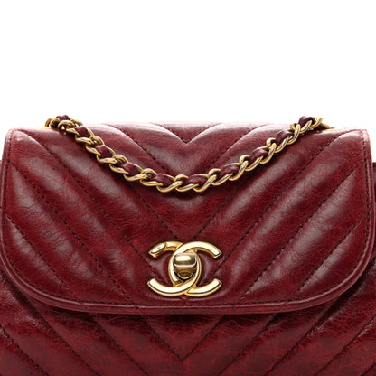 Chanel Glazed Calfskin Chevron Quilted Small Hampton Flap Burgundy 4 of 11