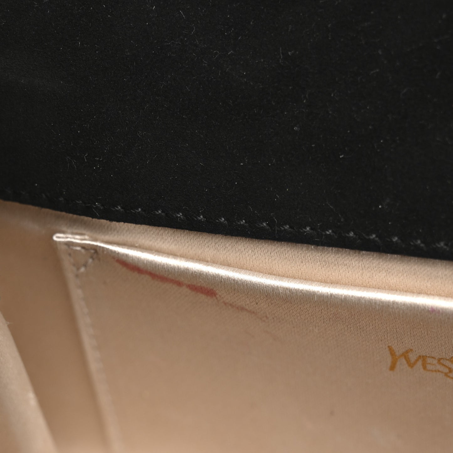 Patent Y-Mail Zip Around Wallet Black