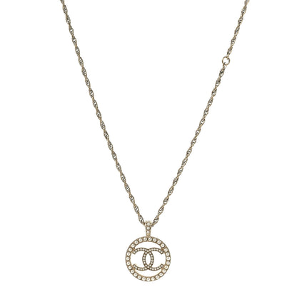 Chanel Pearl CC Round Pendant Necklace Gold 1 of 5
