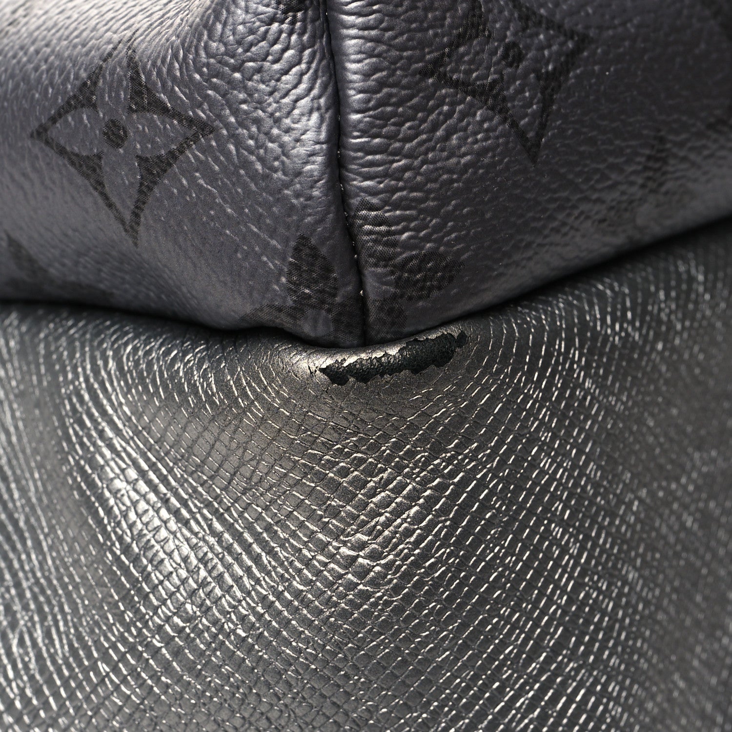 Louis Vuitton Monogram Taiga Discovery Backpack PM Silver 11 of 12