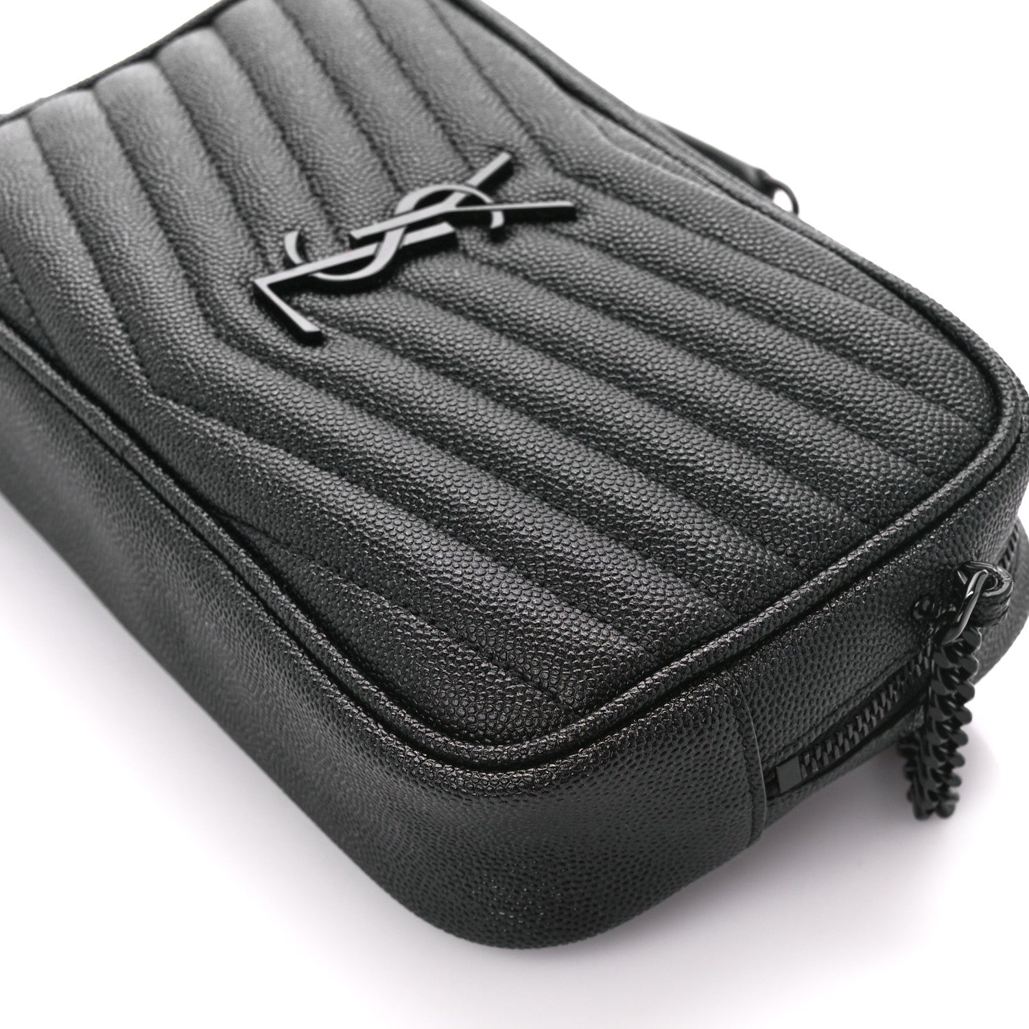 Saint Laurent Grain De Poudre Matelasse Monochrome Monogram Mini Lou Camera Bag Black 10 of 10