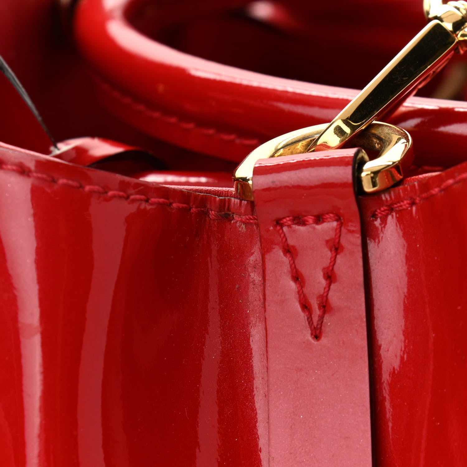Louis Vuitton Vernis Montaigne MM Cherry 12 of 16