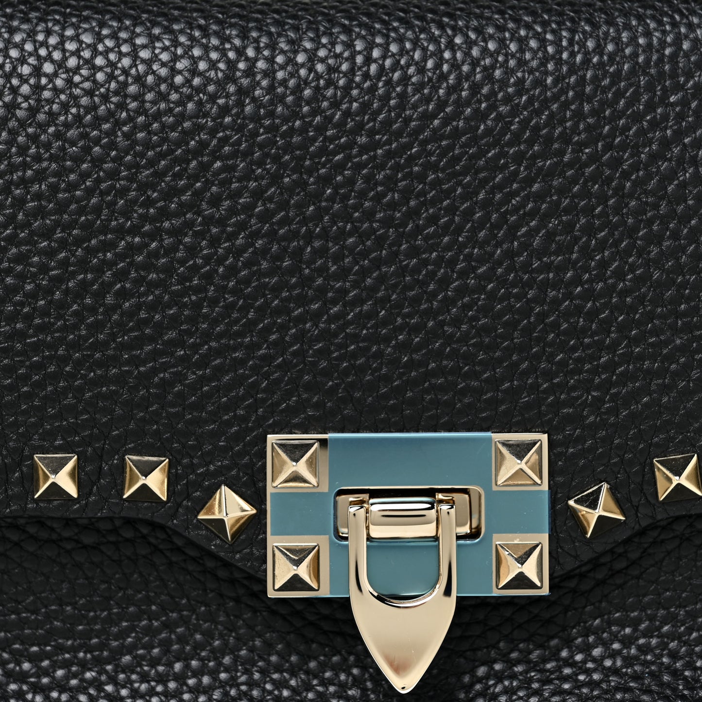 Pebbled Calfskin Rockstud Single Handle Flap Bag Black