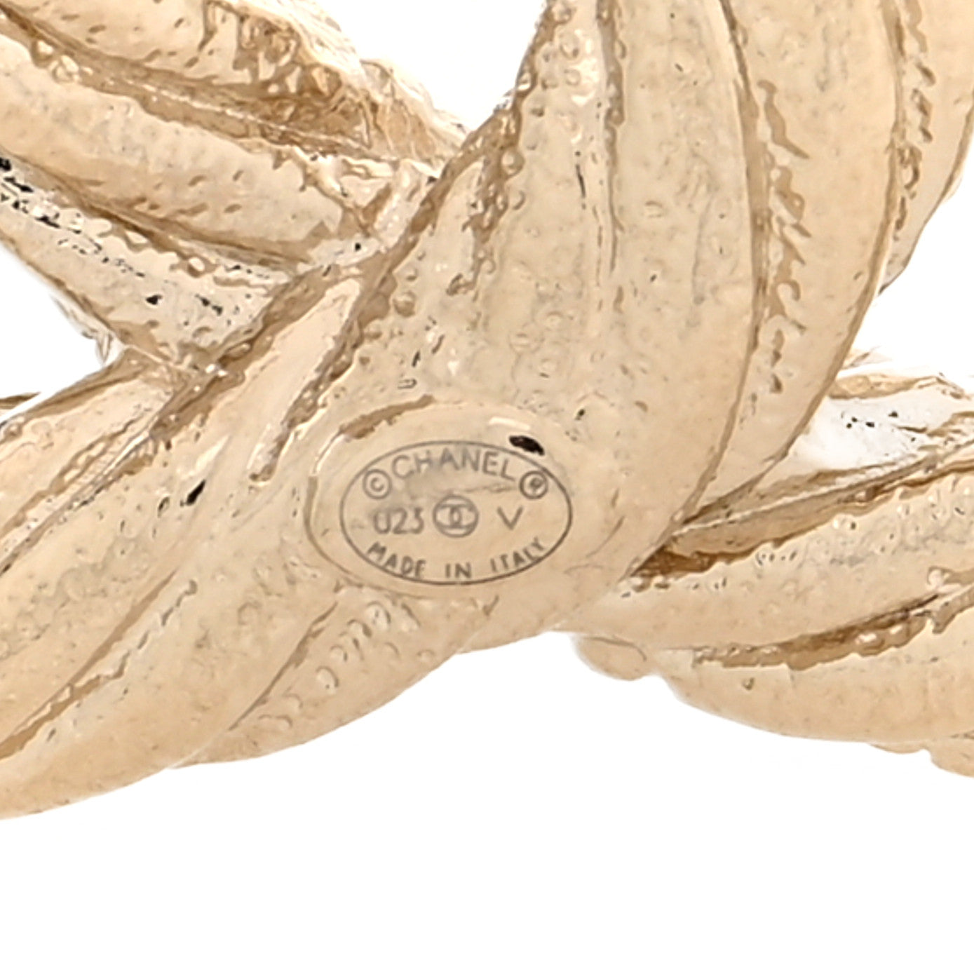 Chanel Twisted CC Brooch Light Gold 3 of 3