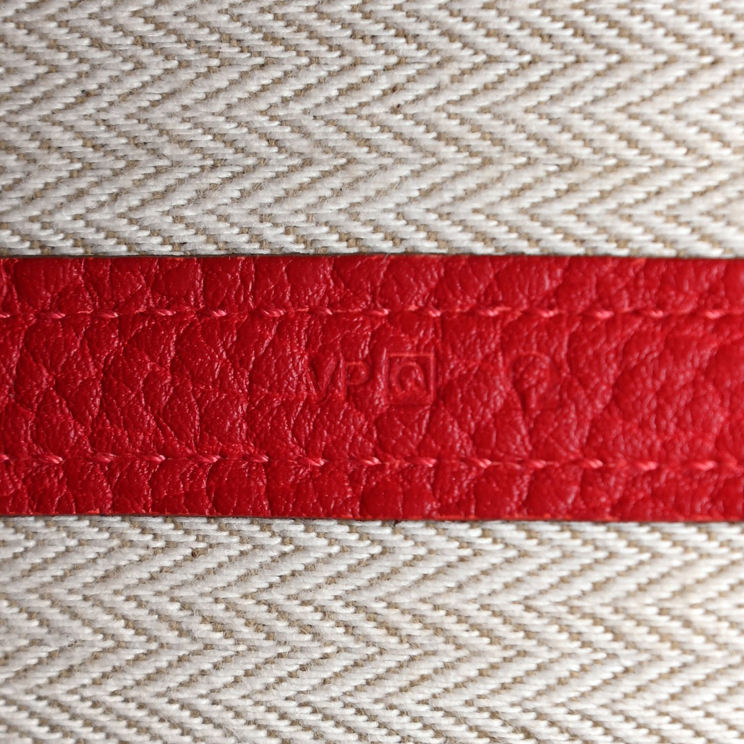 Negonda Garden Party 36 MM Rouge Casaque