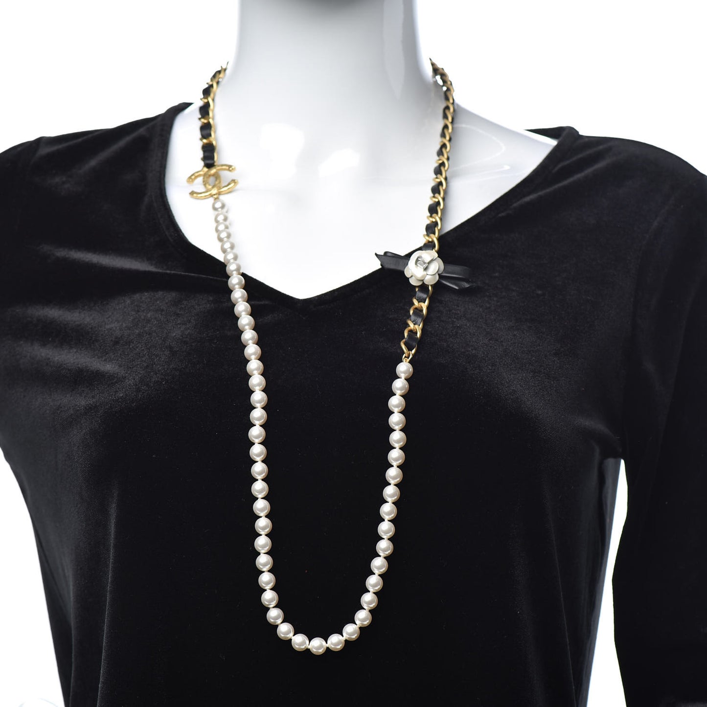 Calfskin Pearl Chain 90's Camellia Long Necklace Black Gold