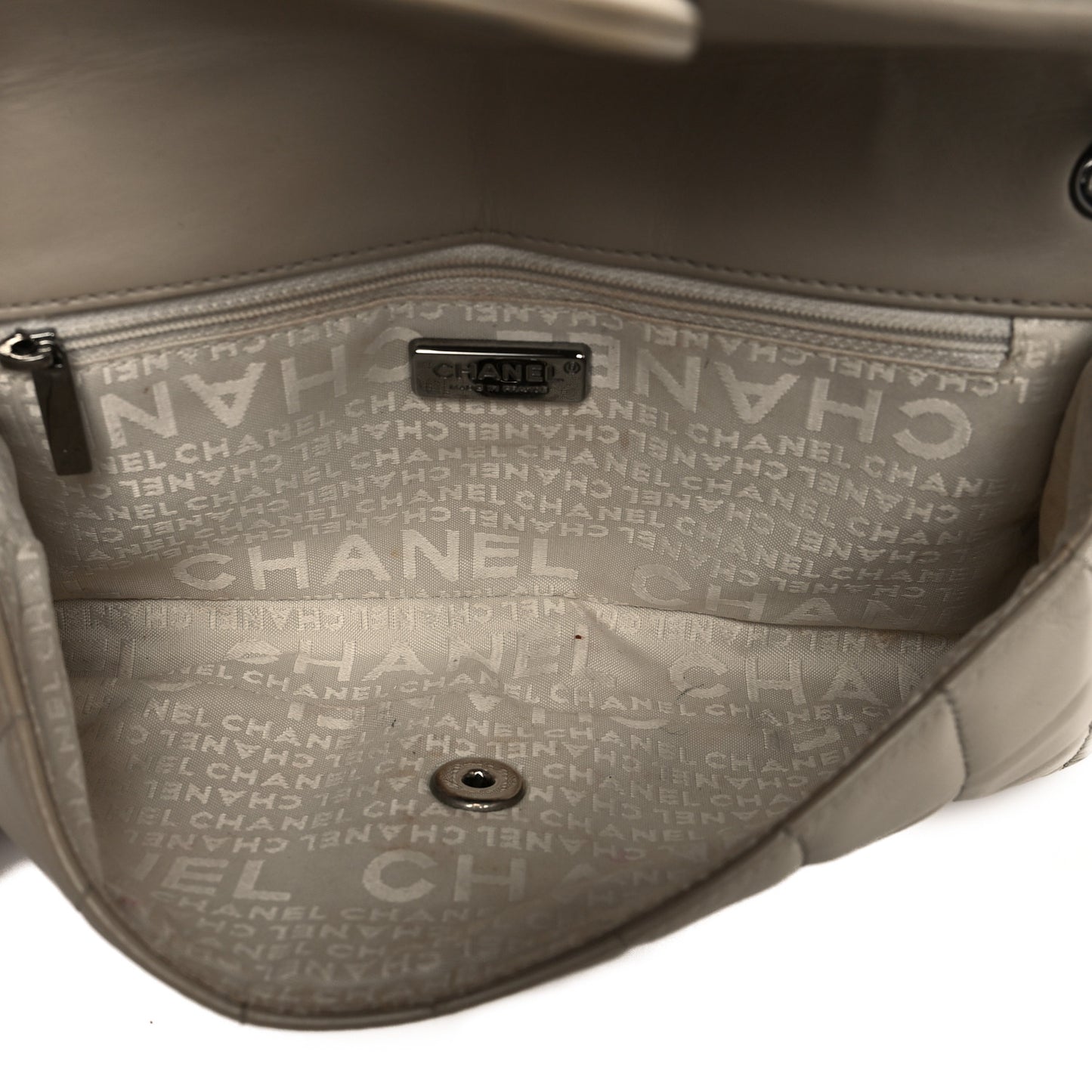 Lambskin East West Chocolate Bar Chain Flap Grey