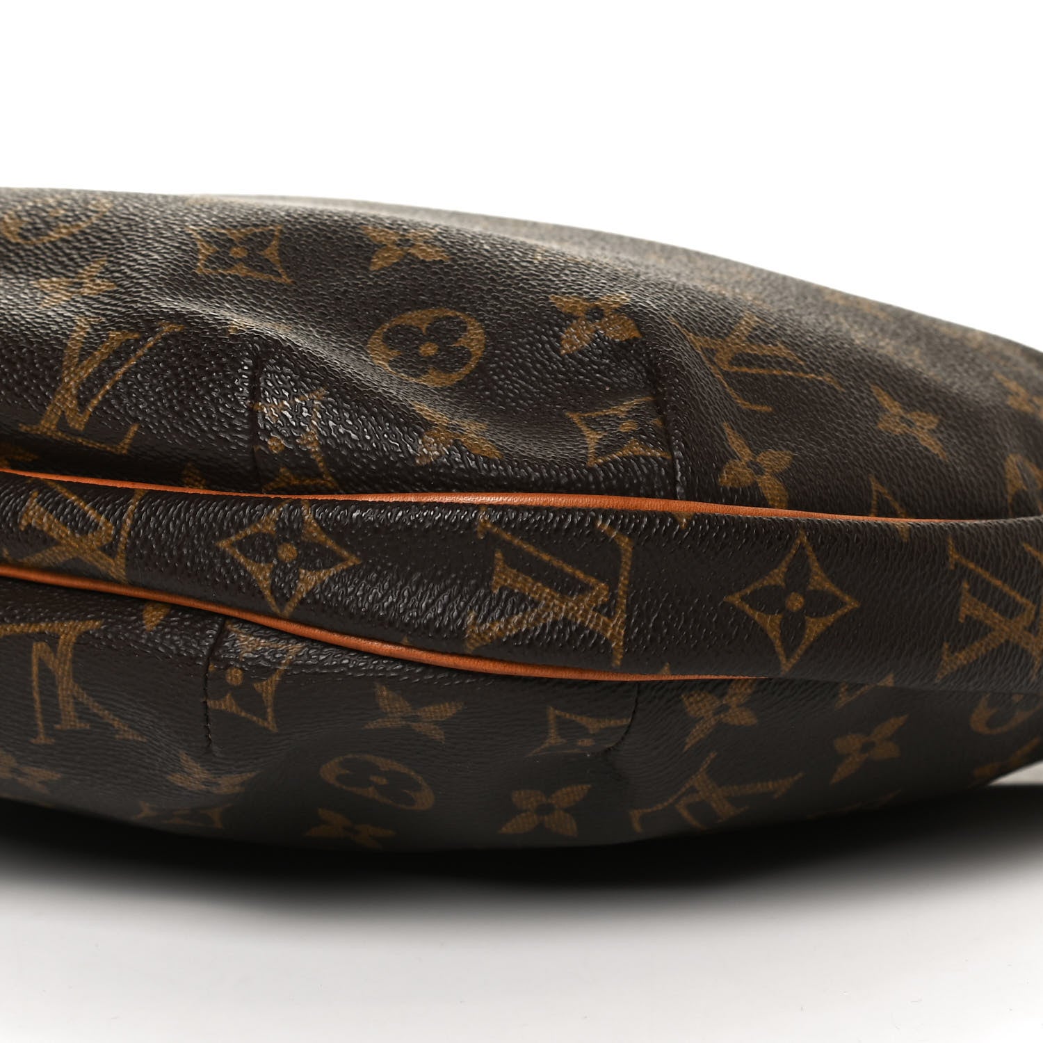Louis Vuitton Monogram Croissant MM 9 of 11