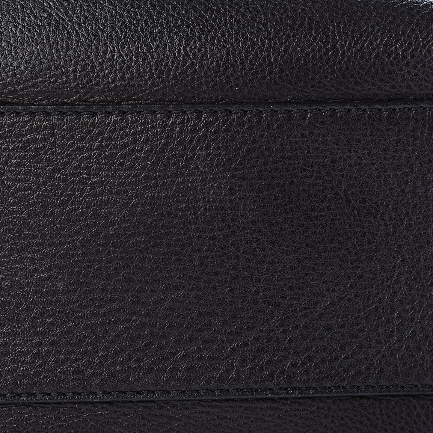 Waxy Grained Calfskin Small Nightingale Black