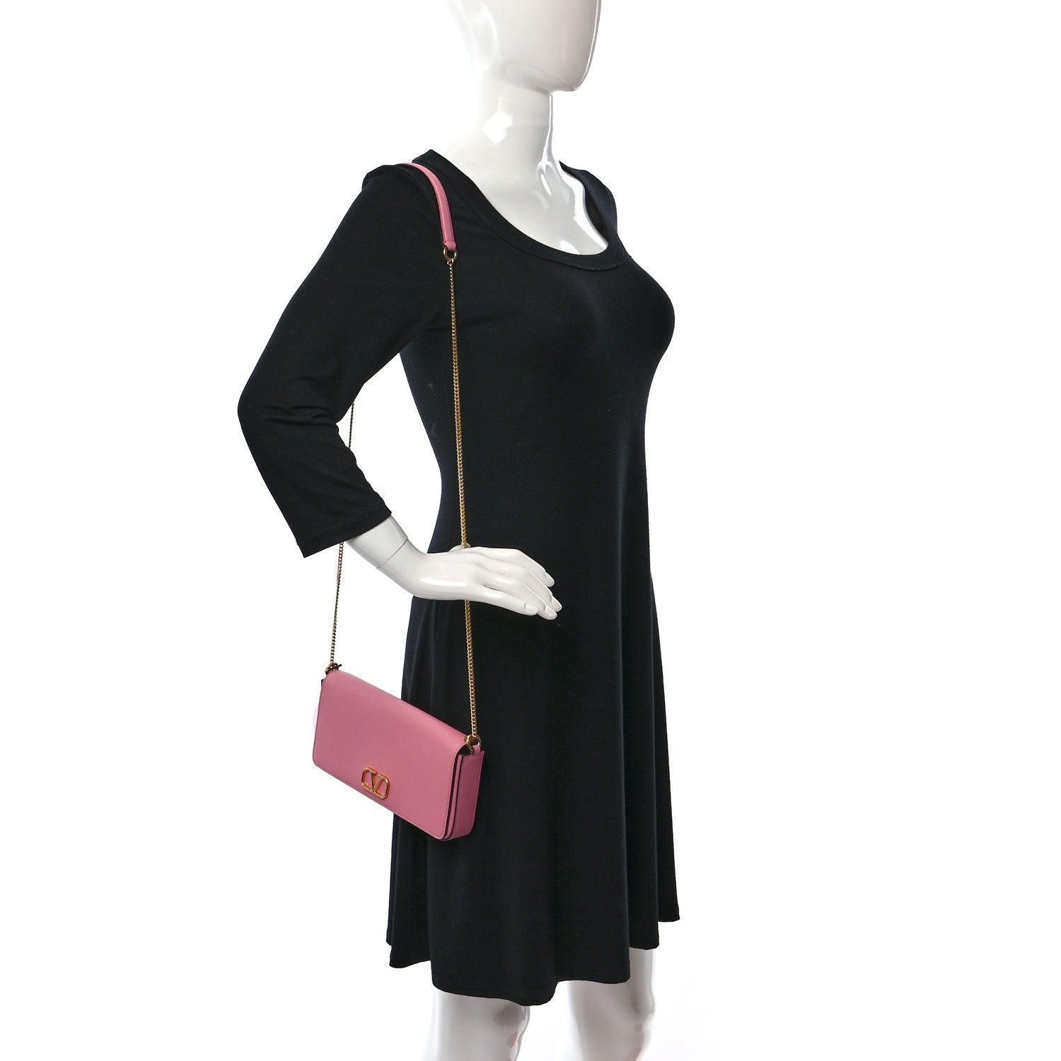 Valentino Garavani Grainy Calfskin Vlogo Pouch With Chain Candy Rose 2 of 10