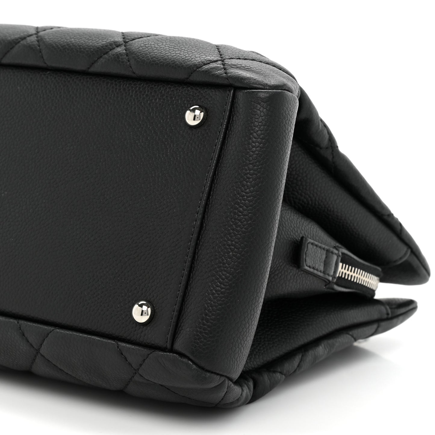 Caviar Quilted Timeless CC Shopping Tote Black