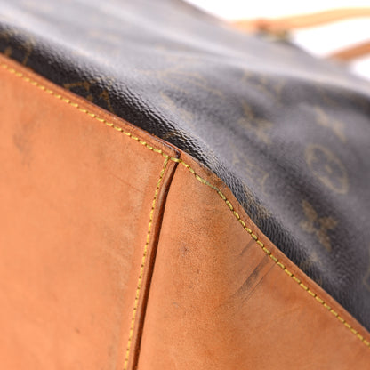 Louis Vuitton Monogram Cabas Mezzo 11 of 20