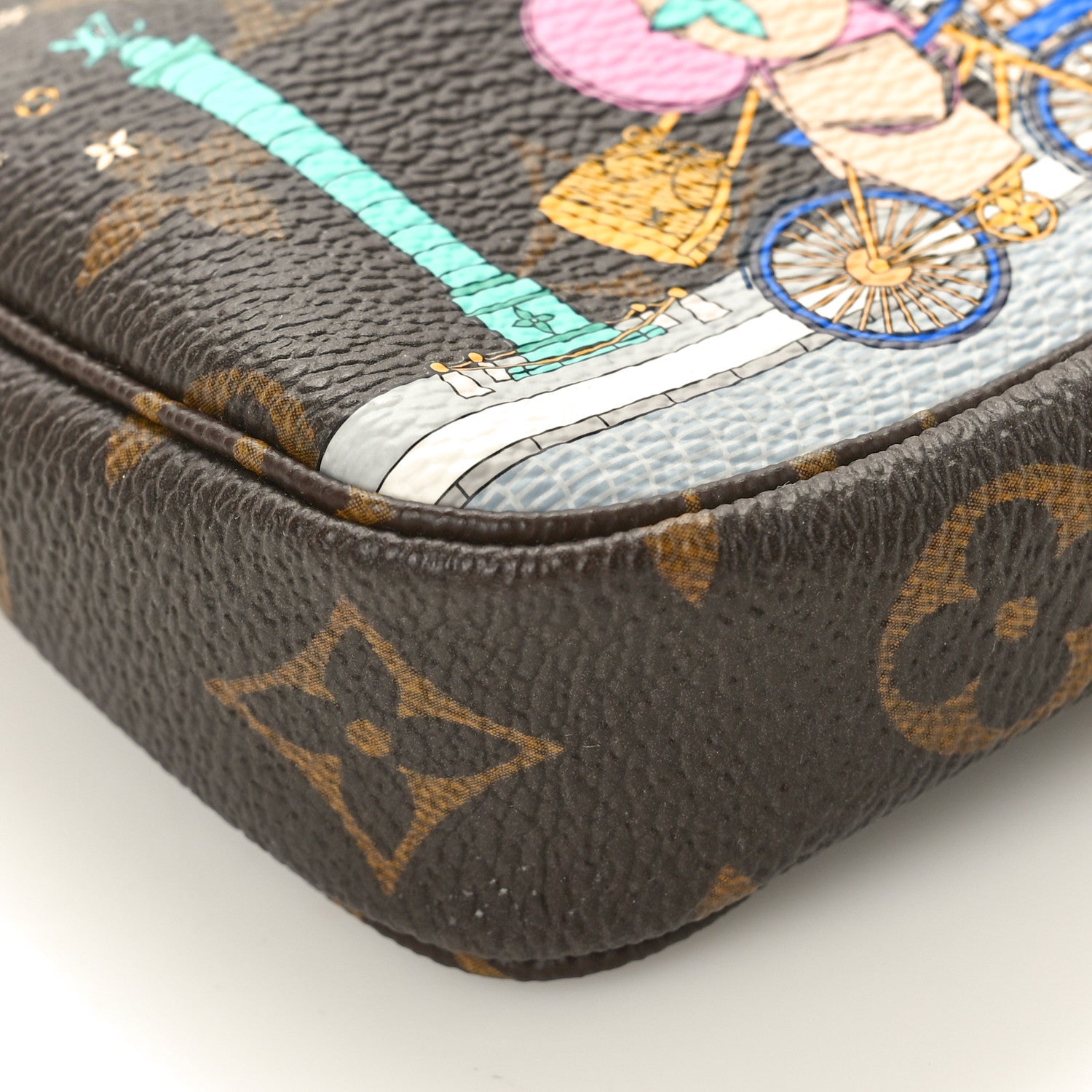 Louis Vuitton Monogram 2022 Christmas Animation Paris Mini Pochette Accessories Pink 9 of 10