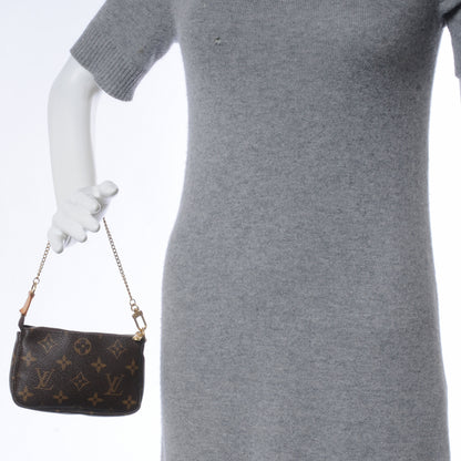 Louis Vuitton Monogram Mini Pochette Accessories 2 of 7