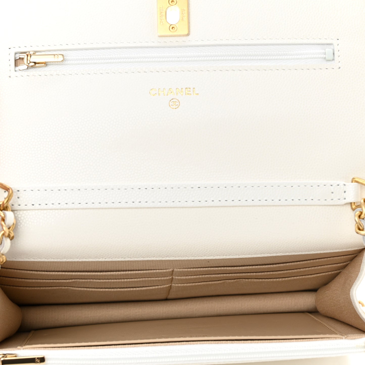 Caviar Quilted Twist Your Buttons Wallet On Chain WOC White