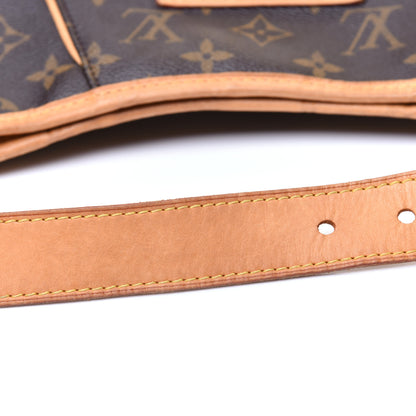 Louis Vuitton Monogram Galliera PM 33 of 35