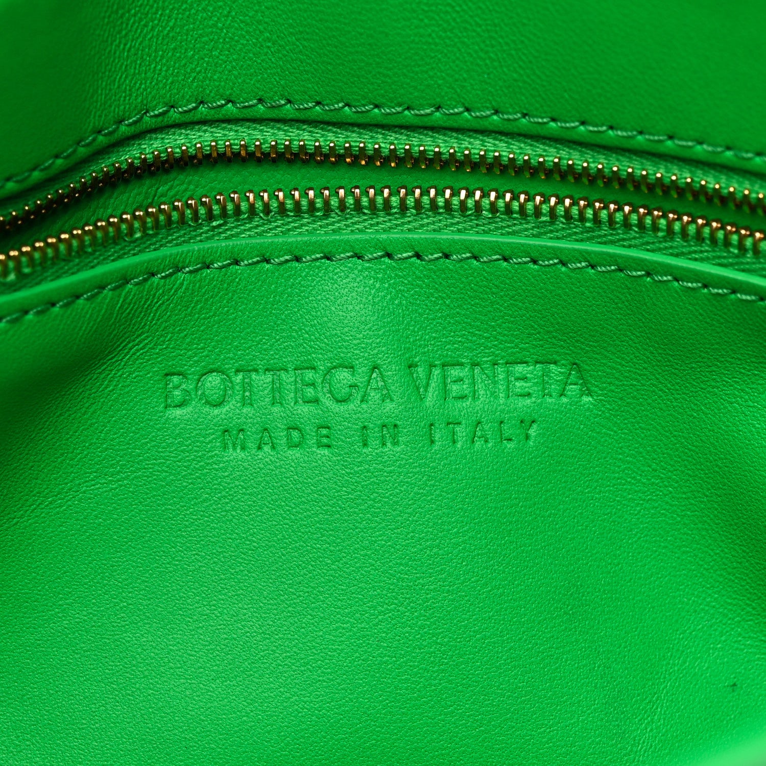 Bottega Veneta Patent Maxi Intrecciato Cassette Crossbody Bag Parakeet 11 of 23