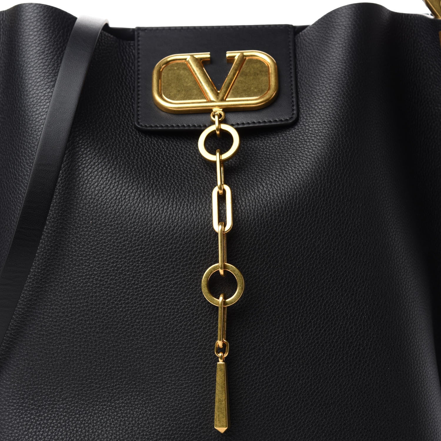 Valentino Garavani Grainy Calfskin Escape Hobo Bag Black 10 of 10