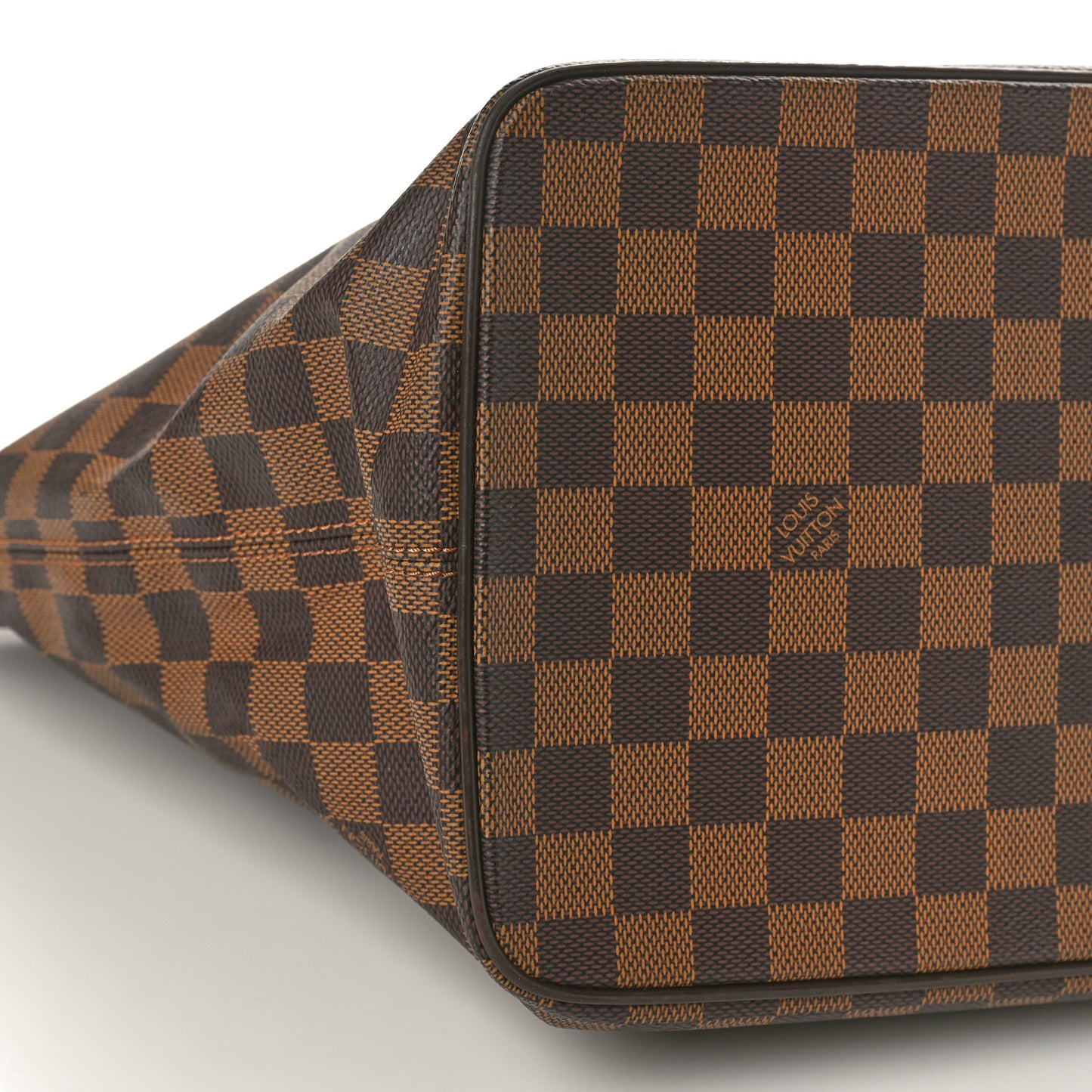 Damier Ebene Saleya MM